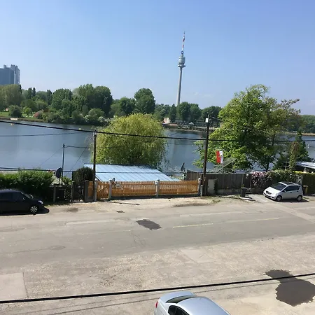 Ajo Danube Vienna