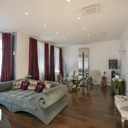 House Of Time - Fancy Suites 5*