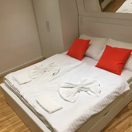 Apartment United Homes