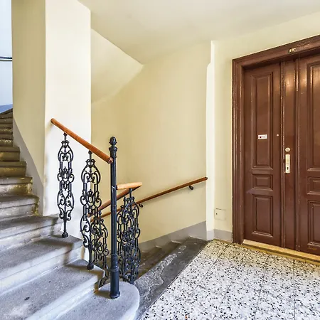 Palais Joseph Apartments, Contactless Check In Apartment *