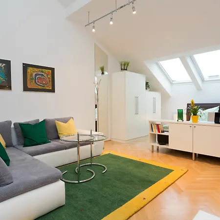 Apartment Jupiter Esslinggasse Vienna