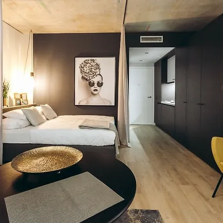 Adina Serviced 4*