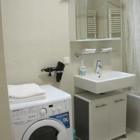 Apartament With Parking On Premise Wiedeń