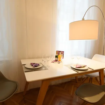 Apartman City Apartment *