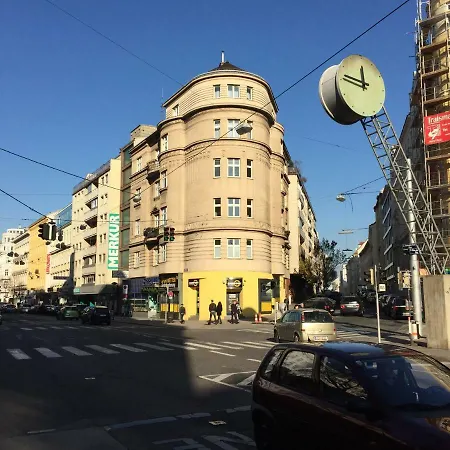Charmante Altbauapartments Apostelgasse * Vienna