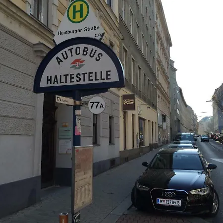 Charmante Altbauapartments Apostelgasse * Vienna