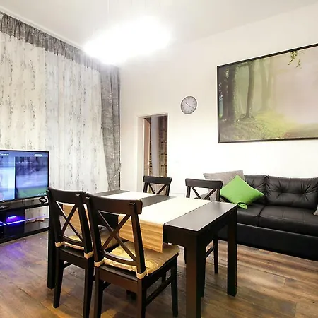 Lana Apartment