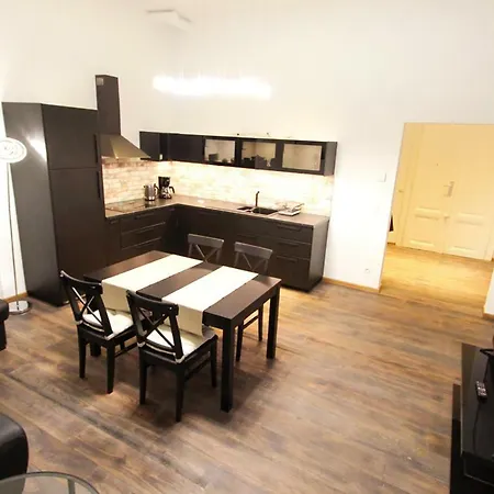 Lana Apartment