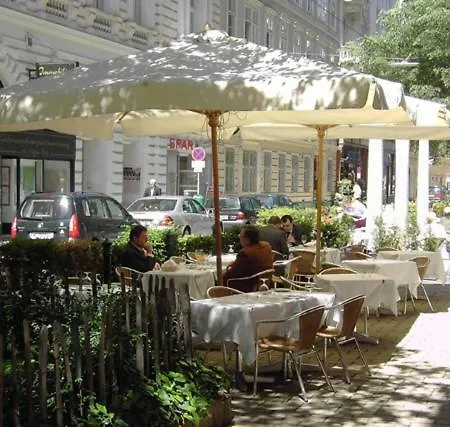 Apartment Gardenappartement Clara Vienna