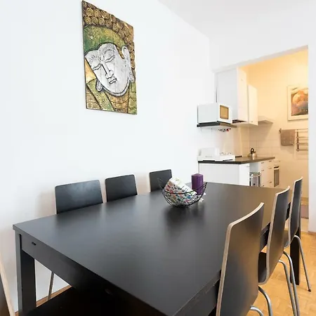 Lovely Two Level For Families Apartment