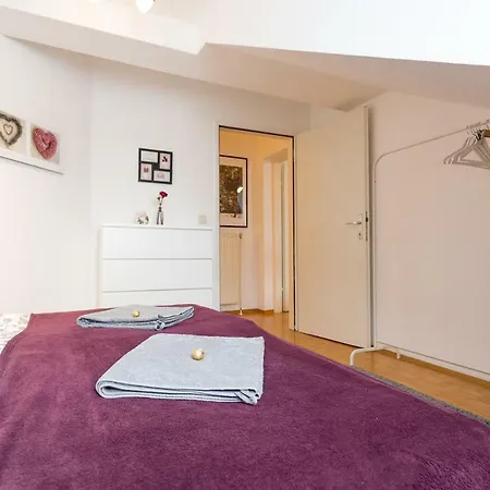 Apartment Lovely Two Level For Families Vienna