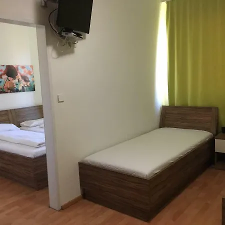 - Restaurant Valley Rose Hotel Vienna