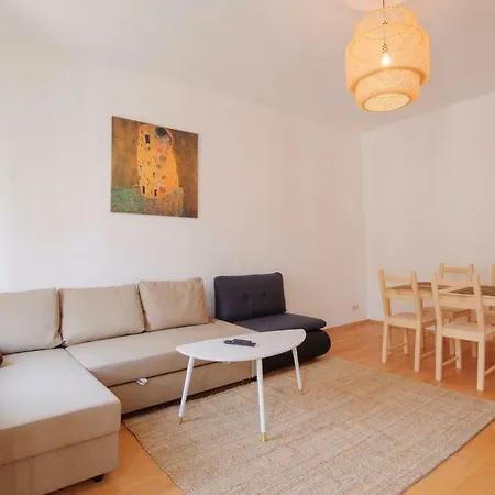 Vcr - Landstrasse Apartmán
