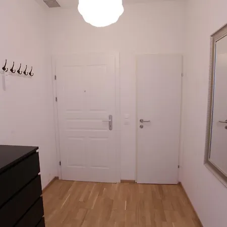 Casa Nostra - Ruhige Stadtwohnung Mit Balkon Apartment *