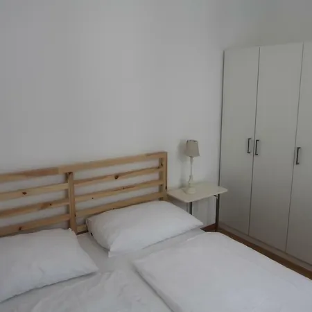 Casa Nostra - Ruhige Stadtwohnung Mit Balkon Apartment *