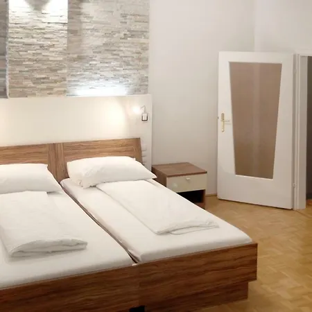 Hotel - Restaurant Valley Rose 3*