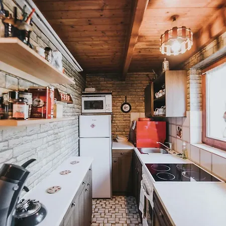 Garden House With Parking Lot Apartment