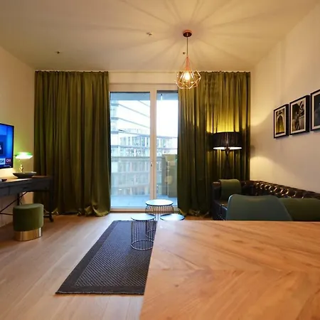Belvedere @central Station Apartment *