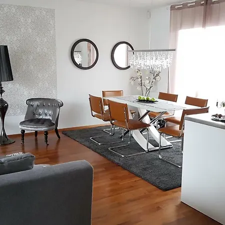Love Apartment *