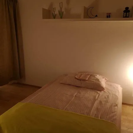 Apartment Low Budget Flat Rossau Vienna