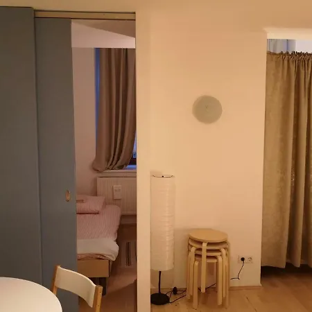 Low Budget Flat Rossau Apartment