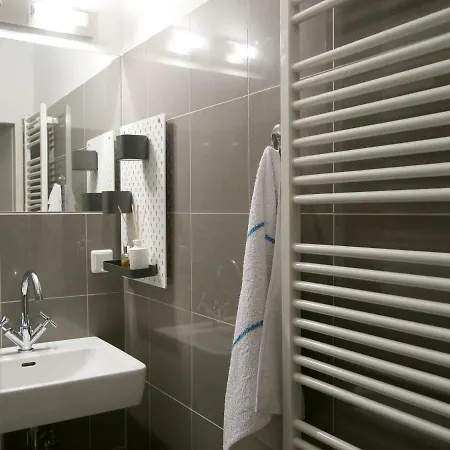 Spacious 2rooms In The Center