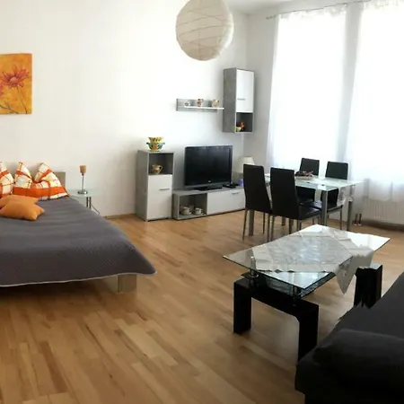 Veronika 29 * Vienna