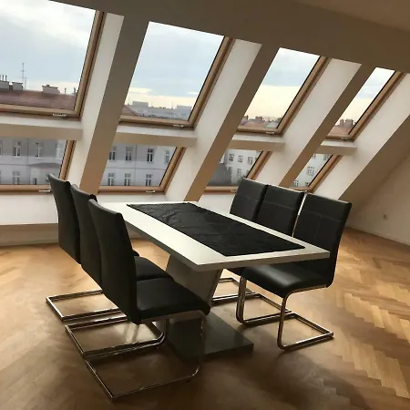 Апартаменты Edelweiss City United Nations *