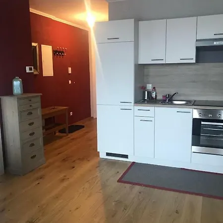 Apartment Modern With Balcony *
