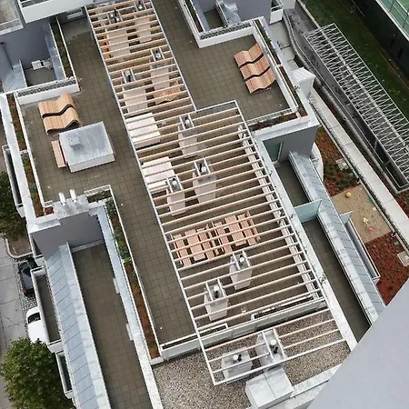 Apartment Cloud 7