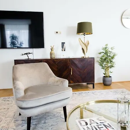 Apartament Opera - Mai's *
