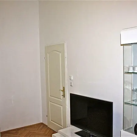 Benefitapartment Old Town Apartment