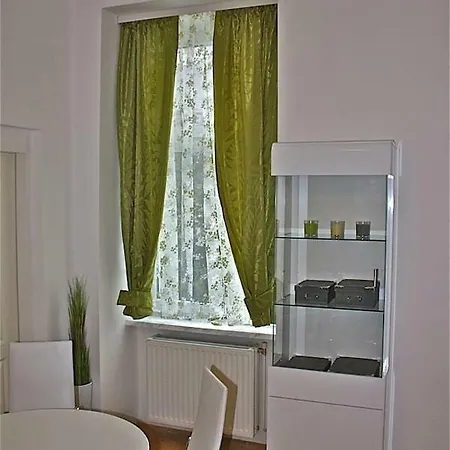 Benefitapartment Old Town Apartment *