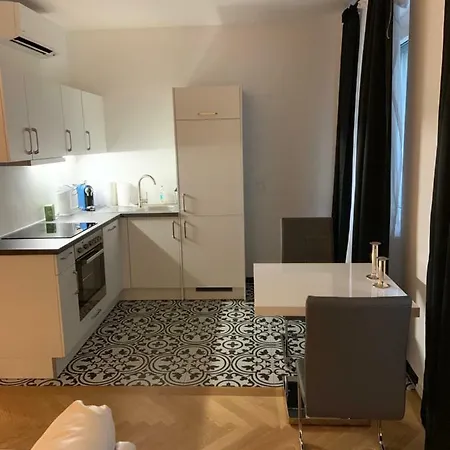 Kramergasse 3 * Vienna