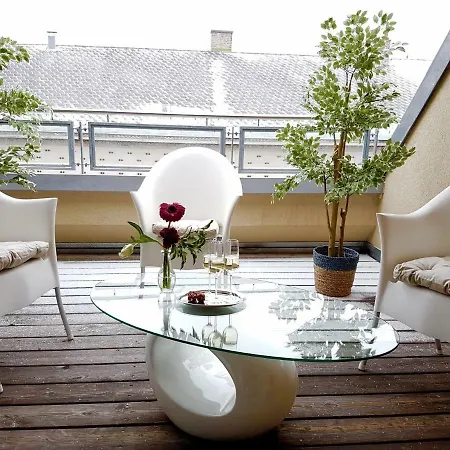 Love Apartment