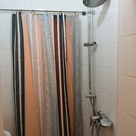 Low Budget Flat Rossau * Vienna