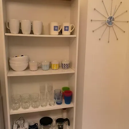 Low Budget Flat Rossau Apartment *