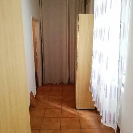 Veronika 29