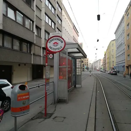 Veronika 29 * Vienna