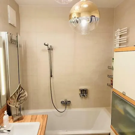 Cloud 7 Apartment *