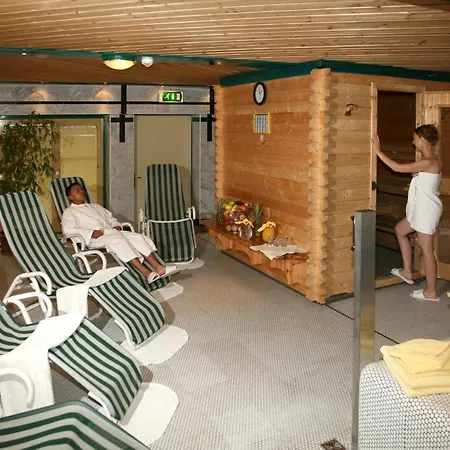 Asperner Loewe Hotell 3*