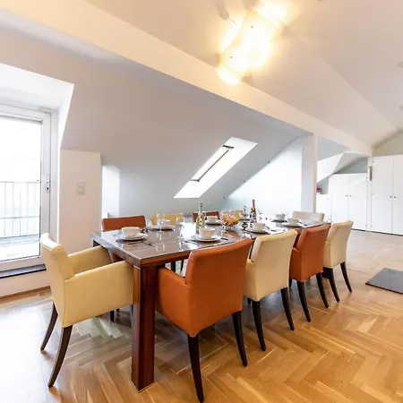 Easy Penthouse