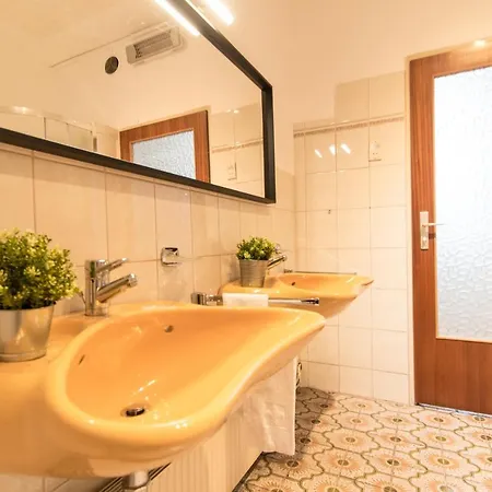 Apartment Apartment Mandlgasse I Contactless Check-In Vienna