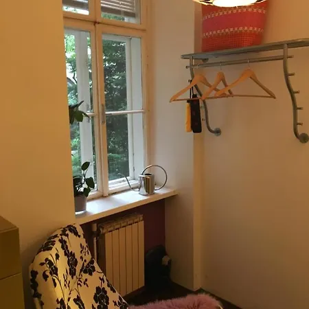 Apartment Grune Hinterhofoase Mitten Im Neunten Vienna