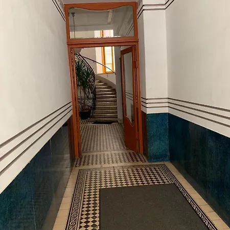 1030 * Vienna