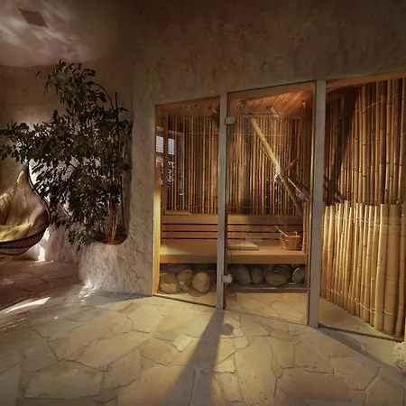 Hotel House Of Time - Fancy Suites 5*