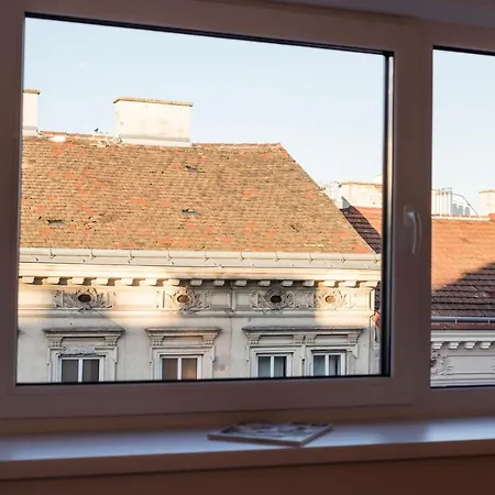 Heart Of Ottakring Apartment Vienna