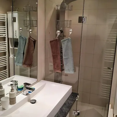 Family-friendly Flat With Balcony Apartment