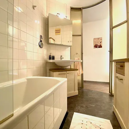 Grosszugiges Nahe Schonbrunn Apartment