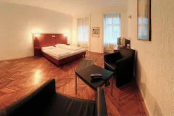 Carlton Opera Hotell 3*